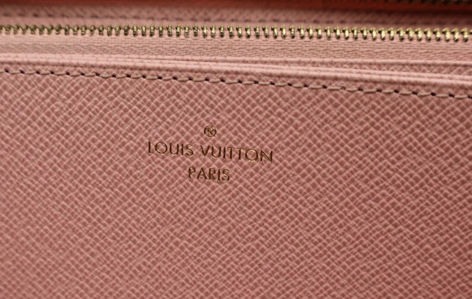 Louis Vuitton Zippy Wallet Damier Azur White Canvas Long Zip Around Wallet